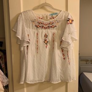 White Blouse w/ Unique Stitching
